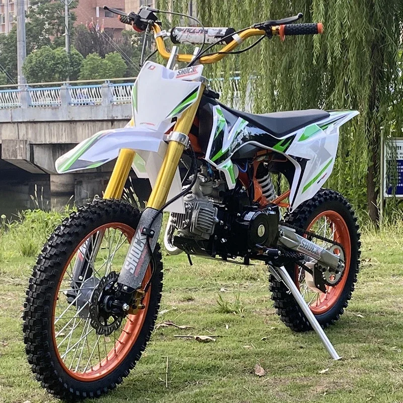 دراجة ترابية 4 أشواط بنزين موت - مراجعة Bike Chain وسعره